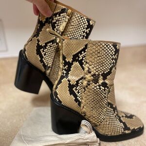 *SOLD* Tory Burch Heeled Ankle Boot in Stamped Snakeskin Leather size 6.5